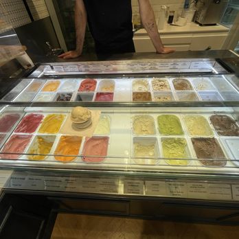Une Glace à Paris - Ice Cream & Frozen Yogurt Near Me - Paris, 75 Une Glace à Paris - Ice Cream & Frozen Yogurt Near Me - Paris, 75