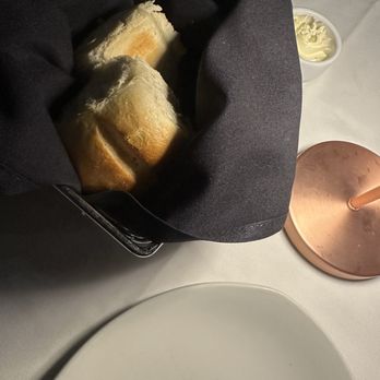 Peohe's - bread - Seafood Near Me - Coronado, California