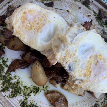 Hatch 44 Cafe - Steak and Eggs W Chimmichurri - Cafes Near Me - Metuchen, New Jersey