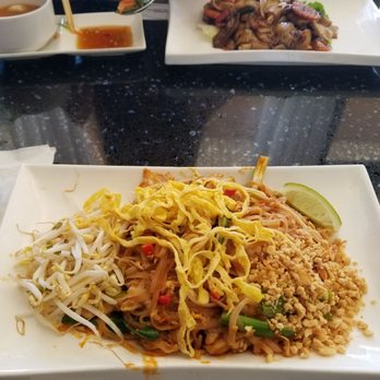 Sakoonthai - Pork Pad Thai - Thai Near Me - Clifton, Virginia Sakoonthai - Pork Pad Thai - Thai Near Me - Clifton, Virginia
