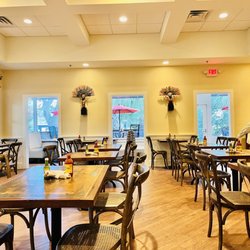 Minero Mexican Grill & Cantina - Main dining room