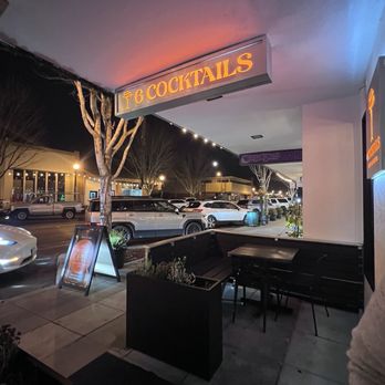 6 Cocktails - Outside - Cocktail Bars Near Me - Tracy, California