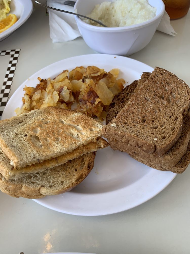 PAPA’S NEW YORK DINER 346 Photos & 295 Reviews 1764 Gulf To Bay