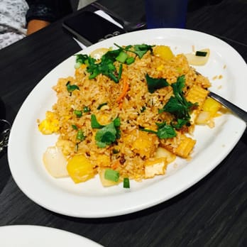 Thai Season - Pineapple tofu fried rice - Thai Near Me - Clovis, California Thai Season - Pineapple tofu fried rice - Thai Near Me - Clovis, California