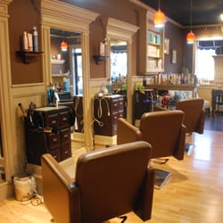 Salon Lily