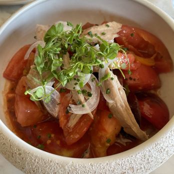 Martinez - Tomato salad with tuna belly - Seafood Near Me - Barcelona, B Martinez - Tomato salad with tuna belly - Seafood Near Me - Barcelona, B