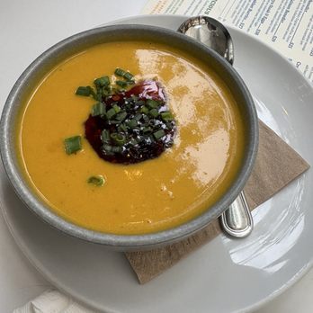 Sunflower Caffe - Curry soup with leek and pumpkin - Coffee & Tea Near Me - Sonoma, California Sunflower Caffe - Curry soup with leek and pumpkin - Coffee & Tea Near Me - Sonoma, California