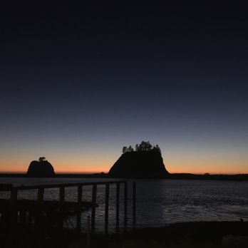 River's Edge Restaurant - Seafood Near Me - La Push, Washington River's Edge Restaurant - Seafood Near Me - La Push, Washington
