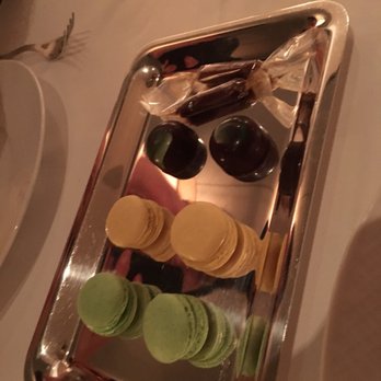Charleston - Complimentary desserts (1/13/2017) - New American Near Me - Baltimore, Maryland