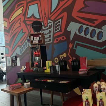 citizenM Seattle South Lake - Main lobby items - Hotels Near Me - Seattle, Washington