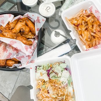 Bubba's 33 - Wings, Salad & Cheese Fries. - Wine Bars Near Me - Gastonia, North Carolina