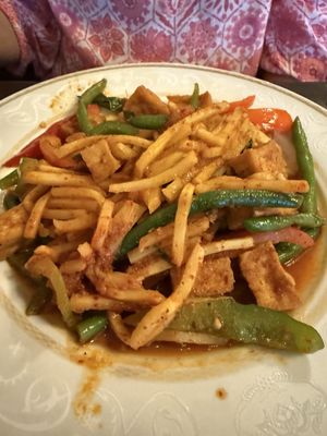 Manee Thai Cuisine Indy by null