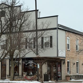 Somethings Brewing Downtown - Outside - Coffee & Tea Near Me - Grayslake, Illinois Somethings Brewing Downtown - Outside - Coffee & Tea Near Me - Grayslake, Illinois