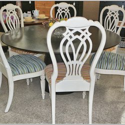 Downtown Used Furniture - Dining Table with Matching Chairs