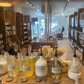 Maison Jar - Skincare, laundry, dish soaps and more - Grocery Near Me - Brooklyn, New York