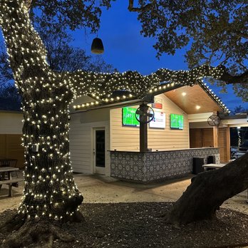 Finley's Round Rock - the outside of a restaurant at night - Bars Near Me - Round Rock, Texas Finley's Round Rock - the outside of a restaurant at night - Bars Near Me - Round Rock, Texas