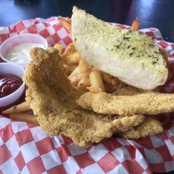 Capt Benny's - Shrimp and fish basket - Seafood Near Me - Houston, Texas Capt Benny's - Shrimp and fish basket - Seafood Near Me - Houston, Texas