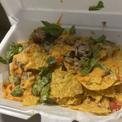 Woody's On Wheels - crab nachos?