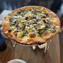 3 Wood Pizza & Pub - Zorba