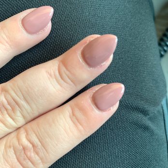 Amelia Nail Spa - Nail polish is super bubbly/lumpy - Nail Salons Near Me - Columbus, Ohio