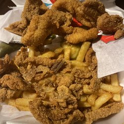 Peaches Louisiana Fried Catfish & Chicken - Catfish nuggets