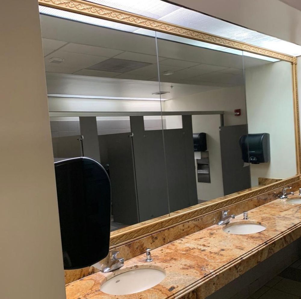 Slide of Inversiones RAL23