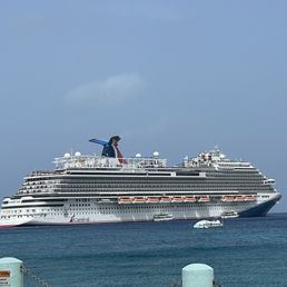 Carnival Horizon