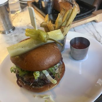 Bourbon Steak - cheeseburger - Steakhouses Near Me - Glendale, California