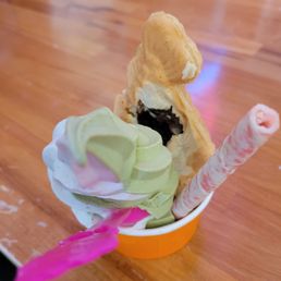 Green tea match and vanilla swirl Green tea match and vanilla swirl