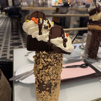 Sugar Factory - Peanut butter cup milkshake - Candy Stores Near Me - Las Vegas, Nevada