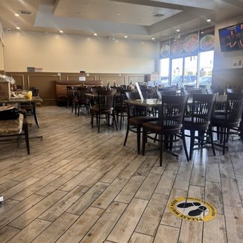 5 Stars Pho - Inside - Vietnamese Near Me - Riverside, California