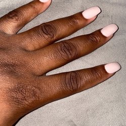 T & V Nails and Spa - Dip nails in the color OM53B