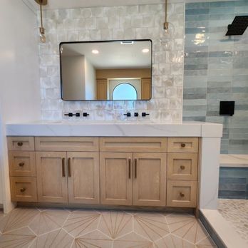 Humble Homes - Beautiful custome cabinets, quartz countertop full backsplash tile wall - General Contractors Near Me - Vista, California