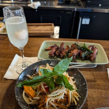Isarn Thai Soul Kitchen - Lemongrass wings Thai green papaya salad - Thai Near Me - Kirkland, Washington Isarn Thai Soul Kitchen - Lemongrass wings Thai green papaya salad - Thai Near Me - Kirkland, Washington