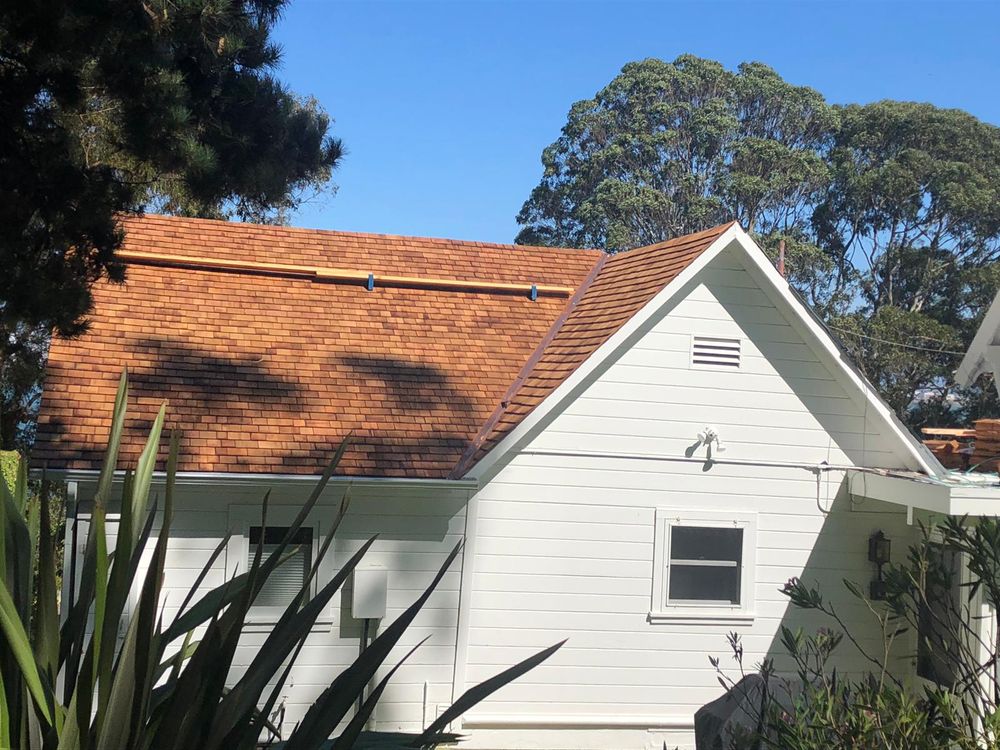 Slide of Cachus Roofing