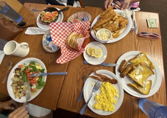 Annie's Cafe Lake Elsinore by null