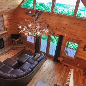 All Decked Out Blue Ridge - Den with view facing mountains - A Bit of Heaven - Vacation Rentals Near Me - Blue Ridge, Georgia