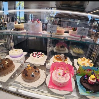 Tous Les Jours - Cakes - Bakeries Near Me - Cerritos, California
