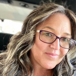 Haircut Lounge - Got a hair cut and deep highlights