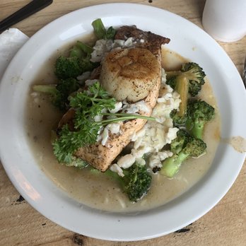 Saltwater Crab - ATLANTIC SALMON w. SCALLOP & LUMP CRAB (sub brocolli) - Seafood Near Me - Memphis, Tennessee Saltwater Crab - ATLANTIC SALMON w. SCALLOP & LUMP CRAB (sub brocolli) - Seafood Near Me - Memphis, Tennessee