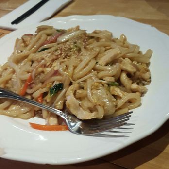 Sake Lounge - Chicken Yaki Udon - Japanese Near Me - Olathe, Kansas
