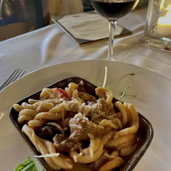Hukilau Lanai - Tasting menu: beef tenderloin tips & homemade pasta - Seafood Near Me - Kapaa, Hawaii Hukilau Lanai - Tasting menu: beef tenderloin tips & homemade pasta - Seafood Near Me - Kapaa, Hawaii