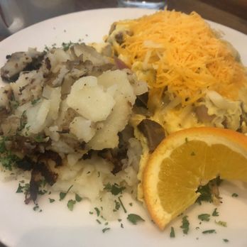 Plums Cafe - Omelette - Breakfast & Brunch Near Me - Costa Mesa, California Plums Cafe - Omelette - Breakfast & Brunch Near Me - Costa Mesa, California