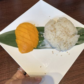 Pho 'n Rice - Mango Sticky Rice - Vietnamese Near Me - Somerville, Massachusetts