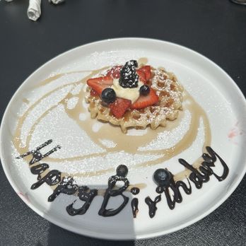 Brunch & Bloom Artisan Cafe - Breakfast & Brunch Near Me - Brentwood, California Brunch & Bloom Artisan Cafe - Breakfast & Brunch Near Me - Brentwood, California