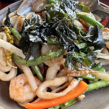 Bangkok Boulevard - Fresh and tastes delicious. - Thai Near Me - Edmonds, Washington