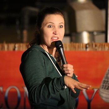 Comedy Heights - Taylor Tomlinson headlining at Bay Bridge Brewing - Comedy Clubs Near Me - San Diego, California