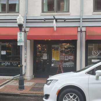 Bitty & Beau’s Coffee - Entrance - Coffee & Tea Near Me - Savannah, Georgia Bitty & Beau’s Coffee - Entrance - Coffee & Tea Near Me - Savannah, Georgia