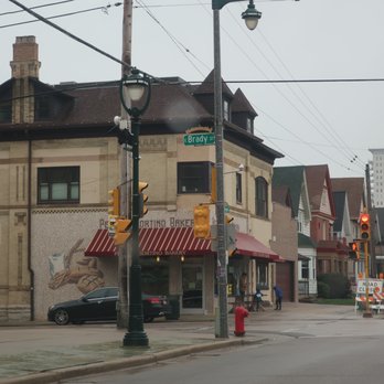 Peter Sciortino Bakery - Historic corner storefront in a mostly residential area. - Bakeries Near Me - Milwaukee, Wisconsin