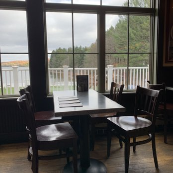 Uno Pizzeria & Grill - Lake view - Gluten-Free Near Me - Oakland, Maryland Uno Pizzeria & Grill - Lake view - Gluten-Free Near Me - Oakland, Maryland
